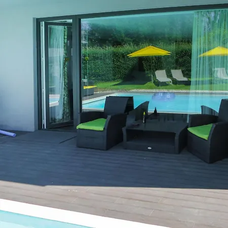 Dois By Interhome Perre