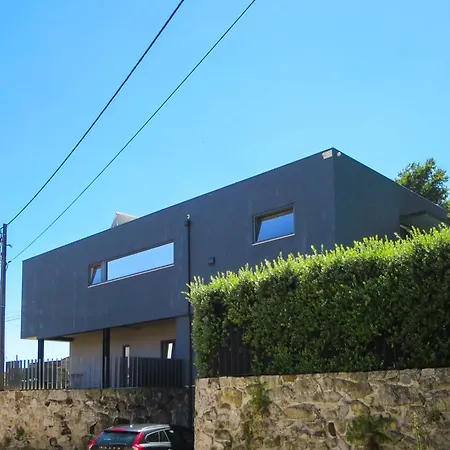 Dois By Interhome Perre